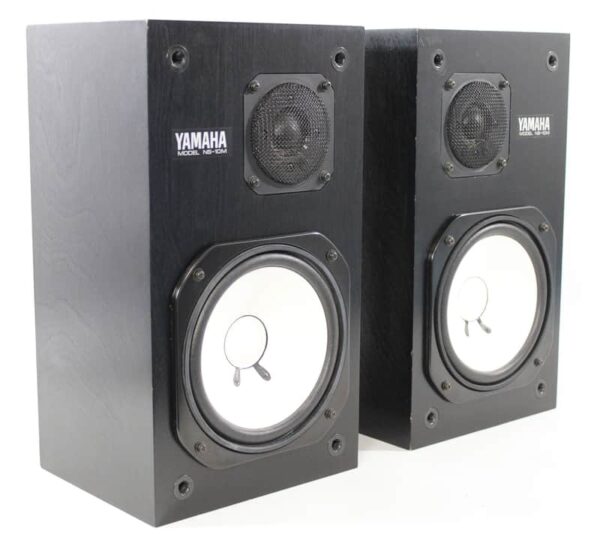 Yamaha NS-10